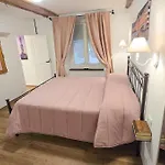 Tra I Caruggi Apartman