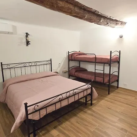 Tra I Caruggi דירה ג'נובה