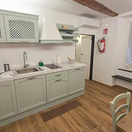 Tra I Caruggi דירה *